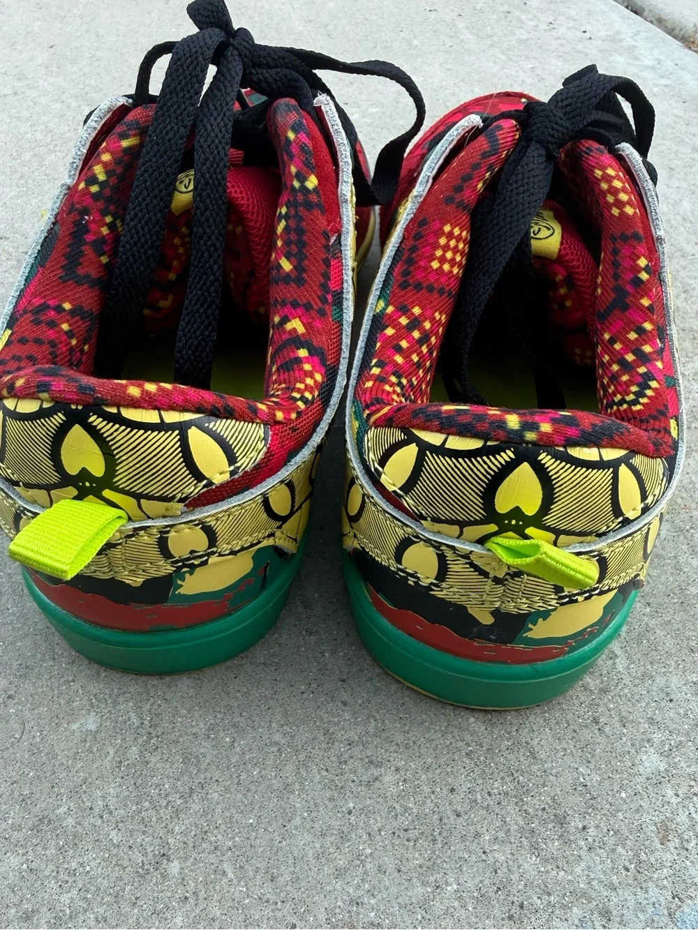Zumba Let’s Jam Street Bold Fitness dancing sneakers with Multicolor Tropical